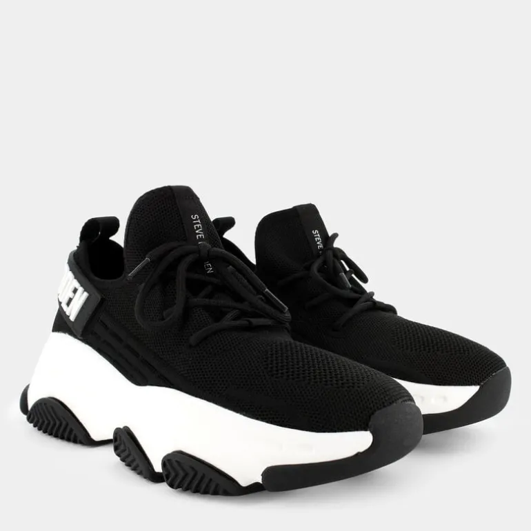 BLA- SNEAKERS NERO PROTÉGÉ