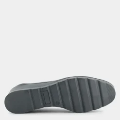 .- DECOLLET&Egrave; NERO WR-I23D-02