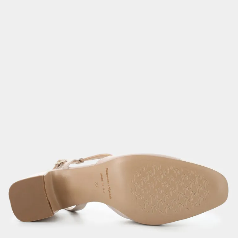 CHANEL BURRO/NUDE LO-E25D-06