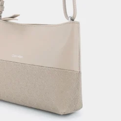 CK MIXMEDIA- TRACOLLE CROCKERY 13170-W75